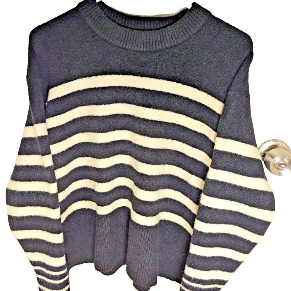 Stylus Black & Cream Striped Rib Knit Wool Blend Crewneck Sweater size M